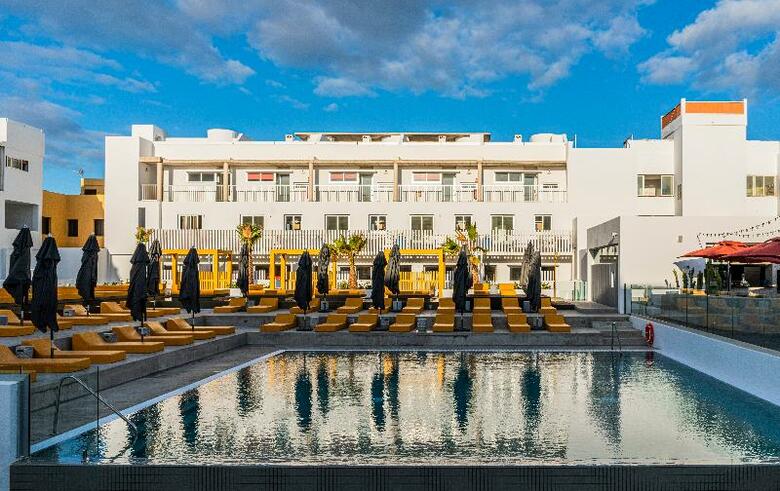 Apartamentos Buend�a Corralejo Nohotel