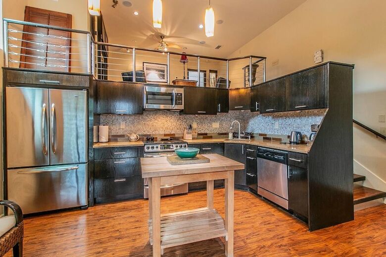 Apartamentos Enfield Sanctuary Near Downtown