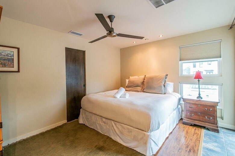 Apartamentos Enfield Sanctuary Near Downtown