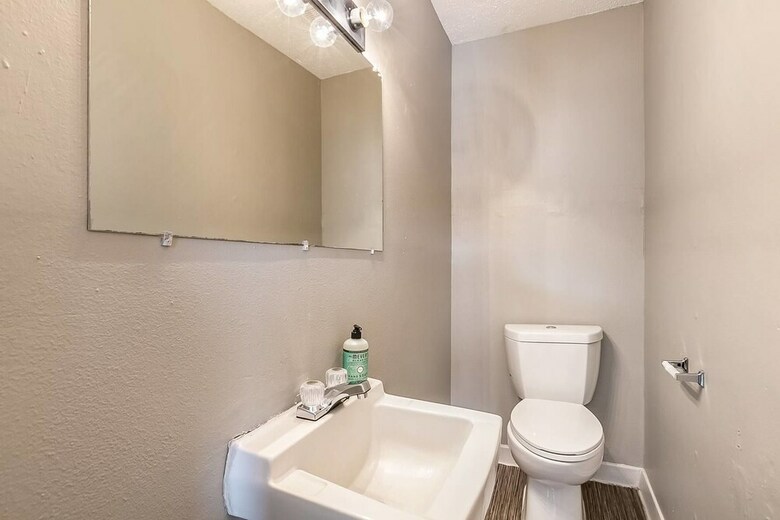 Apartamentos University Retreat + Pool + Gym