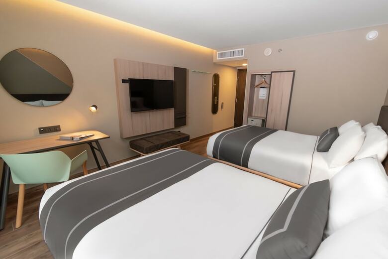 Hotel City  Express Plus Chihuahua