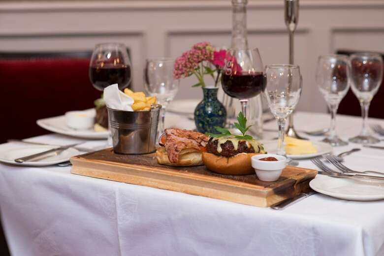 The Devon Inn Hotel