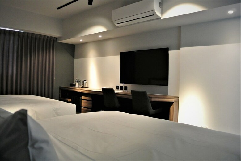 Inn Hotel