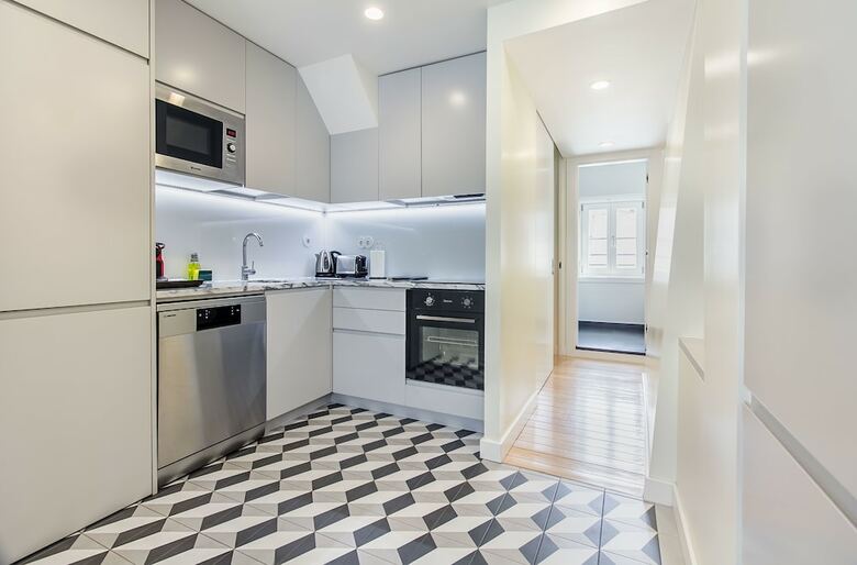 Design Apartment In Typical Alfama