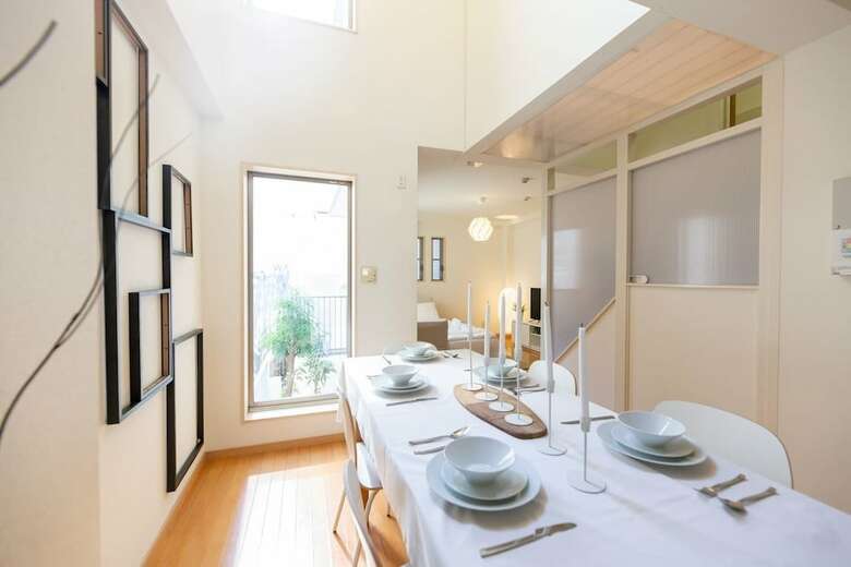 Station & White Osaka Station 4br Luxury House