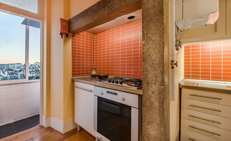 Apartamentos Bright & Beautiful Top Floor Gra�a Flat