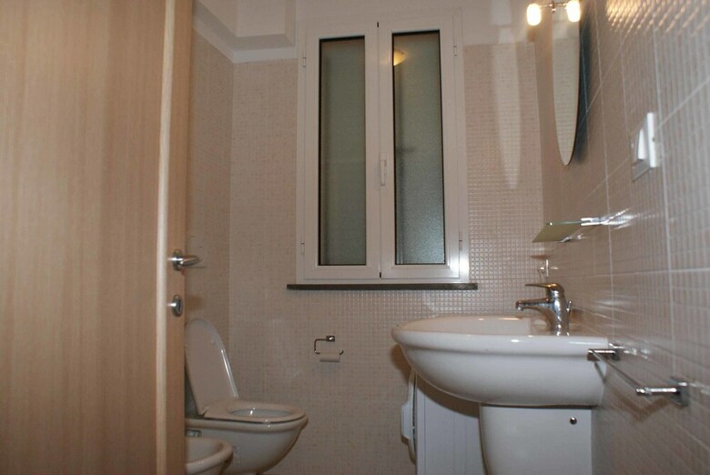 Apartamento Affitti Giacomo Lenzi 2