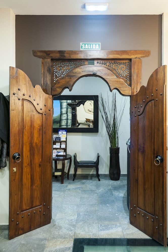 Hostal Albergue La F�brica