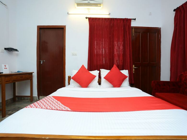 Hotel Oyo 16717 Sreekrishna Kailas Inn