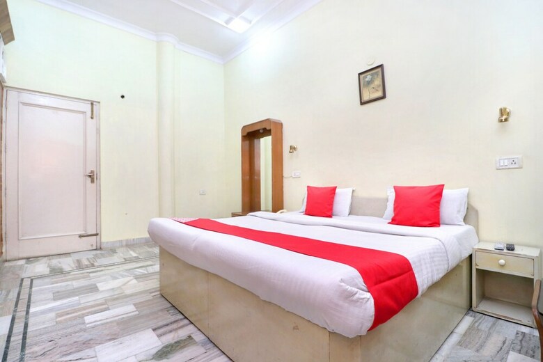 Oyo 24073 Hotel Hari Darshan