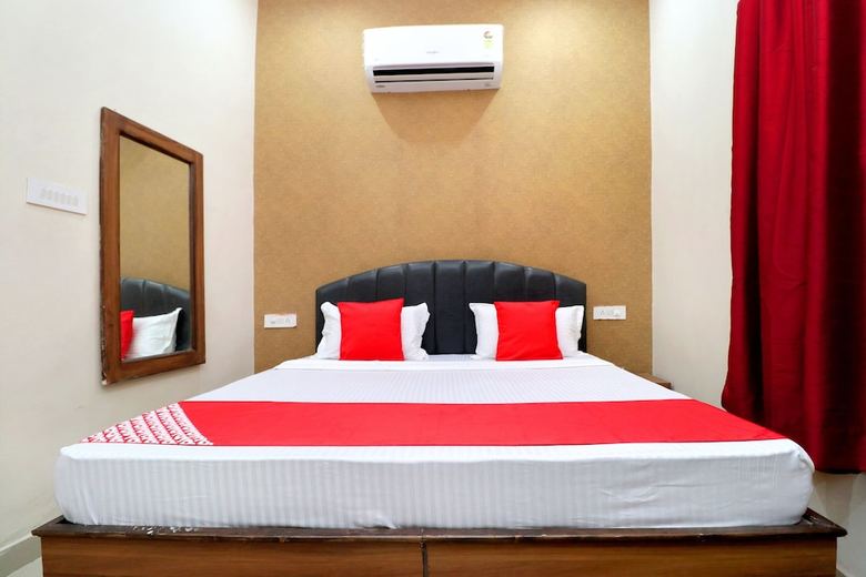 Oyo 24417 Hotel Seven Inn