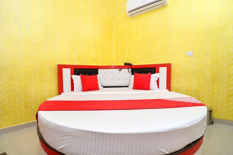 Oyo 24417 Hotel Seven Inn