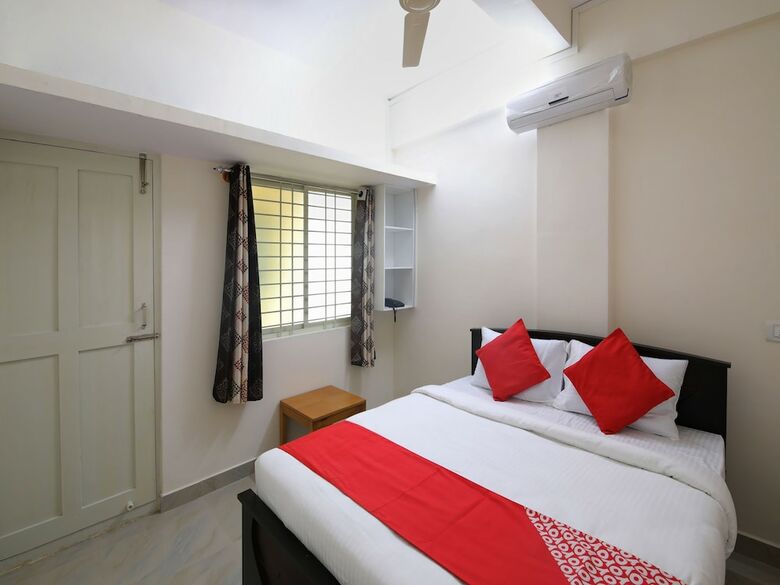 Hotel Oyo 19926 S B R Residence