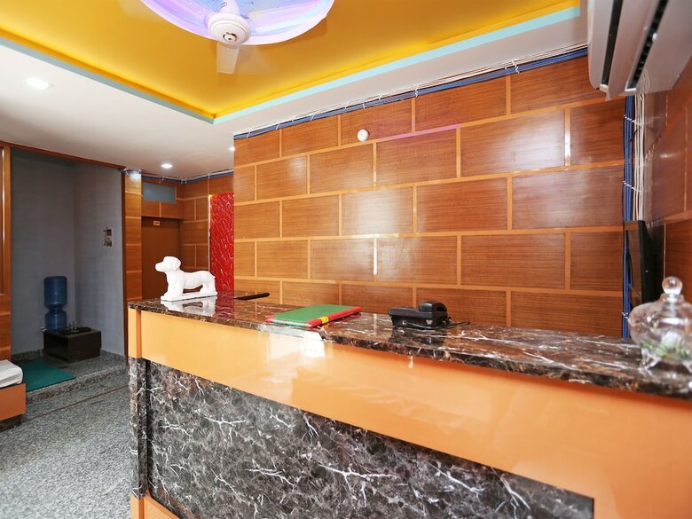 Oyo 19802 Hotel Anant Plaza