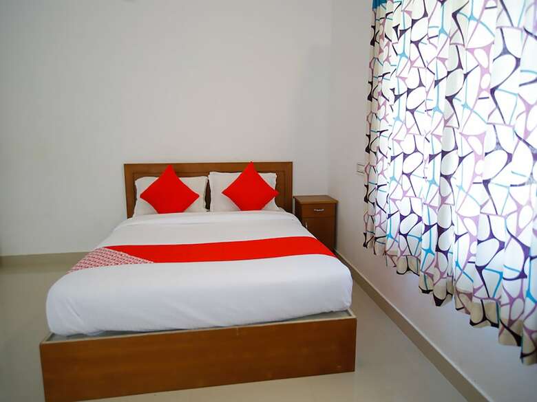 Hotel Oyo 26964 Palm View Residency
