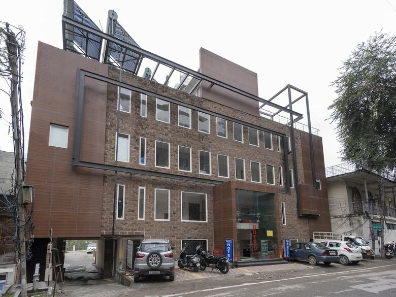 Hotel Oyo 19141 Diamond Vaishali