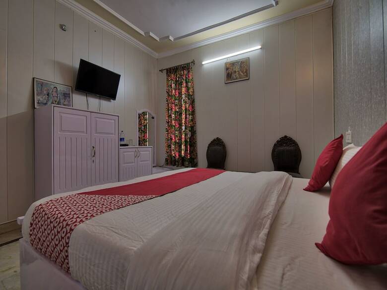 Oyo 7025 Hotel Lake View