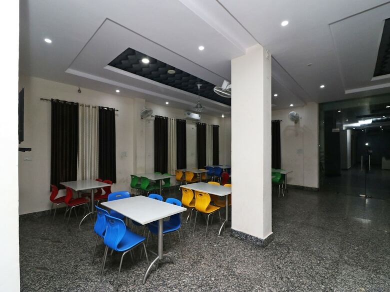 Hotel Oyo 6187 Kanwal Resort