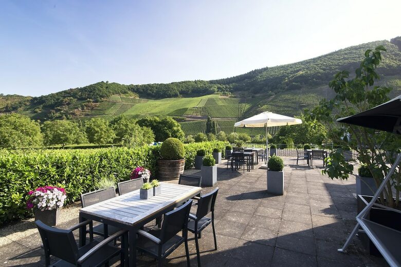 Bed & Breakfast Weingut & G�stehaus Christoph Cl�sserath