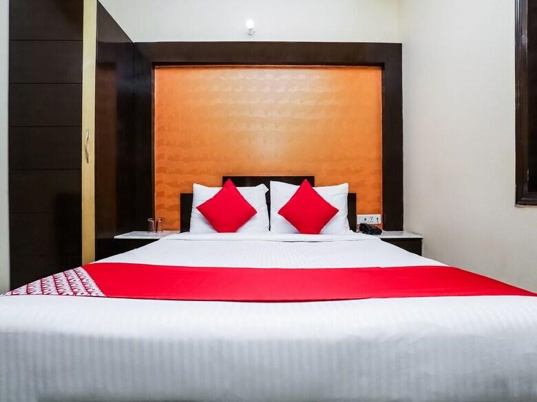 Oyo 362 Hotel J P Inn