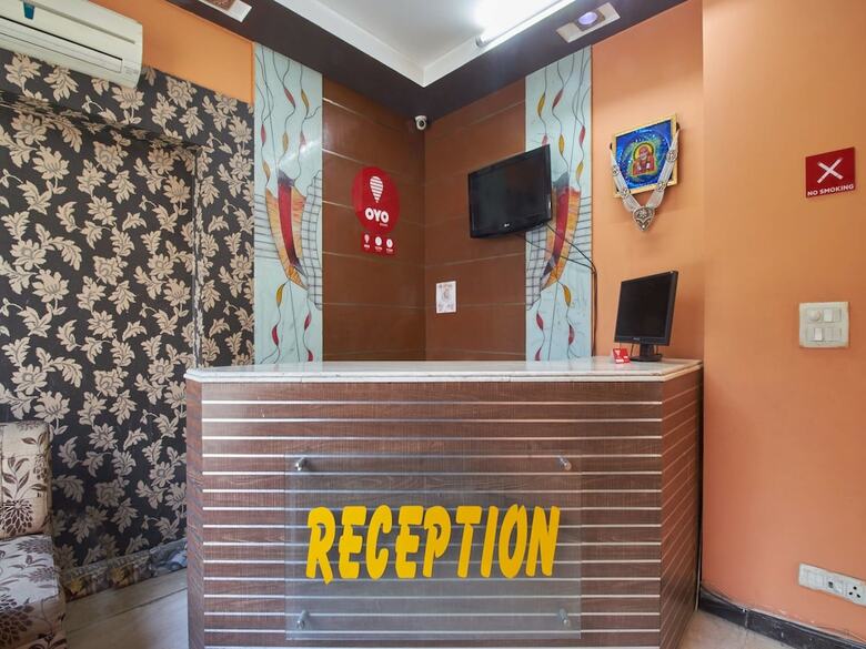 Oyo 362 Hotel J P Inn