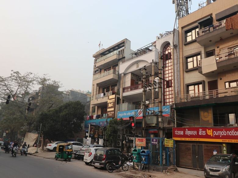 Hotel Oyo 26449 Rajdhani Residency