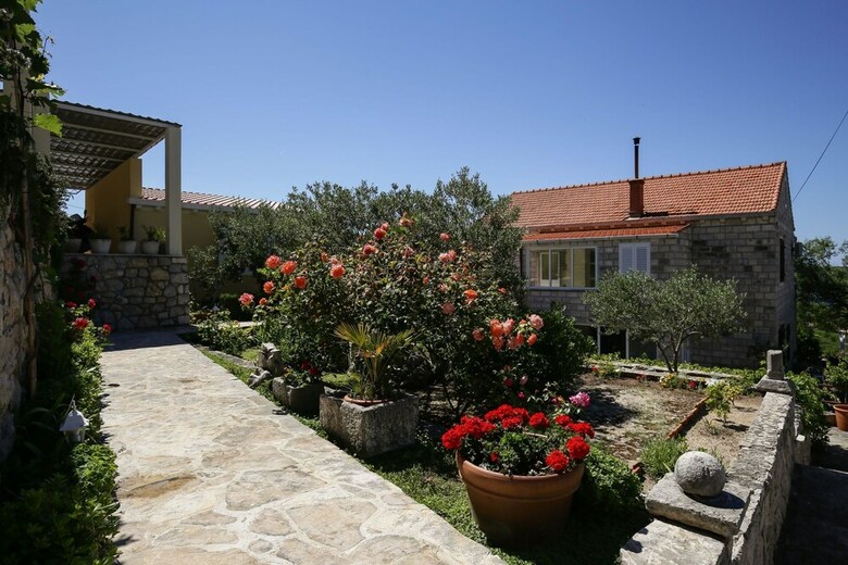 Apartamentos Villa Meskal