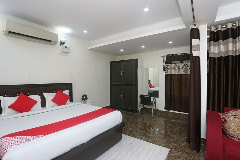 Oyo 18301 Hotel A-one