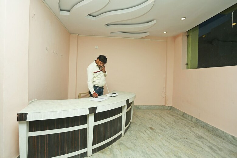 Hotel Oyo 14624 Hari Dham