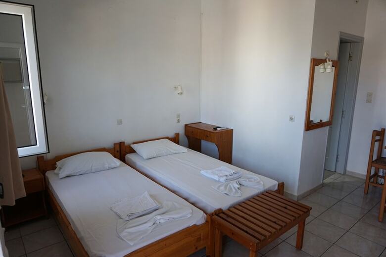 Apartamentos Niriis Hotel