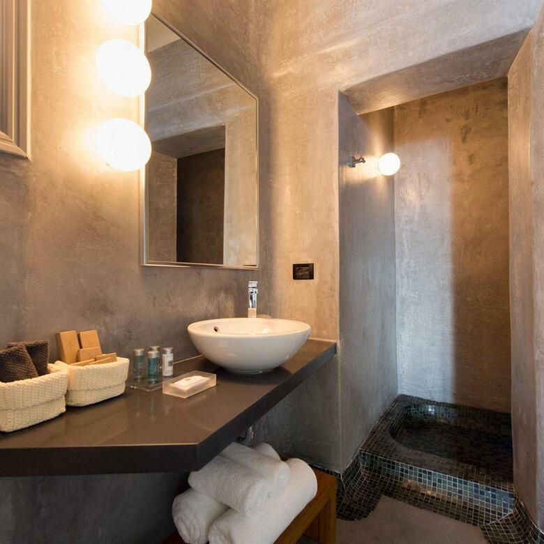Hotel Avaton Resort And Spa