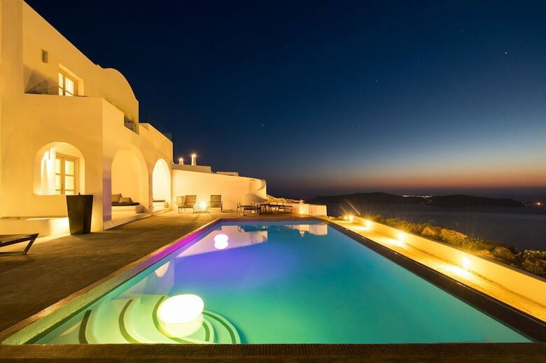 Hotel Avaton Resort And Spa