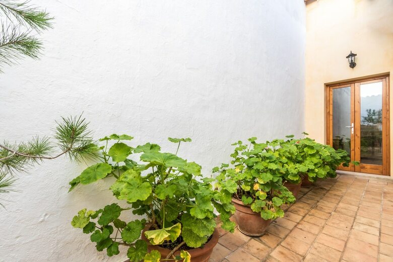 Agroturismo Granny's House In Pollen�a