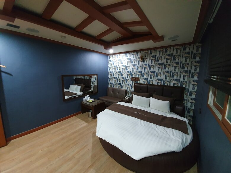 Hotel Fourseason