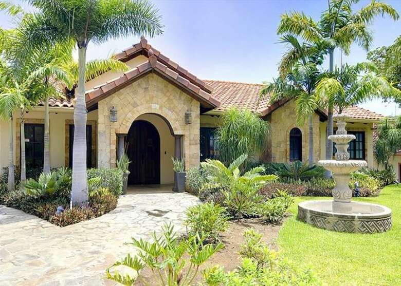 Villa Tesora