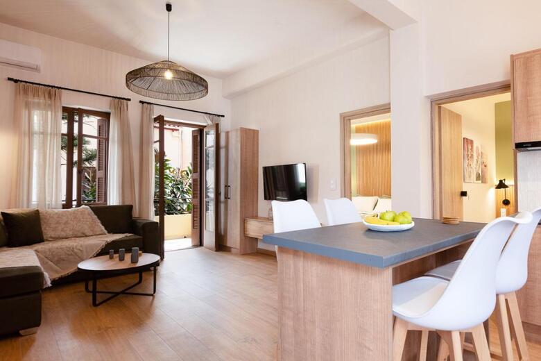 Lilys Apartments