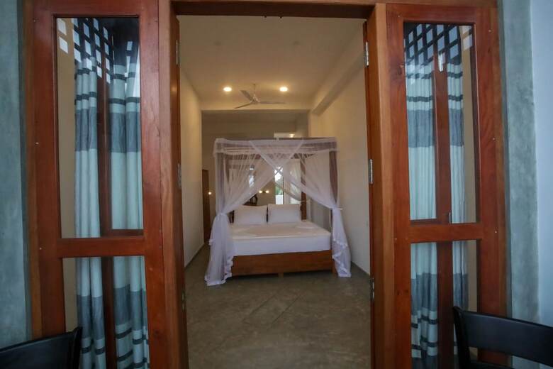 Hotel Yoho Samaraana