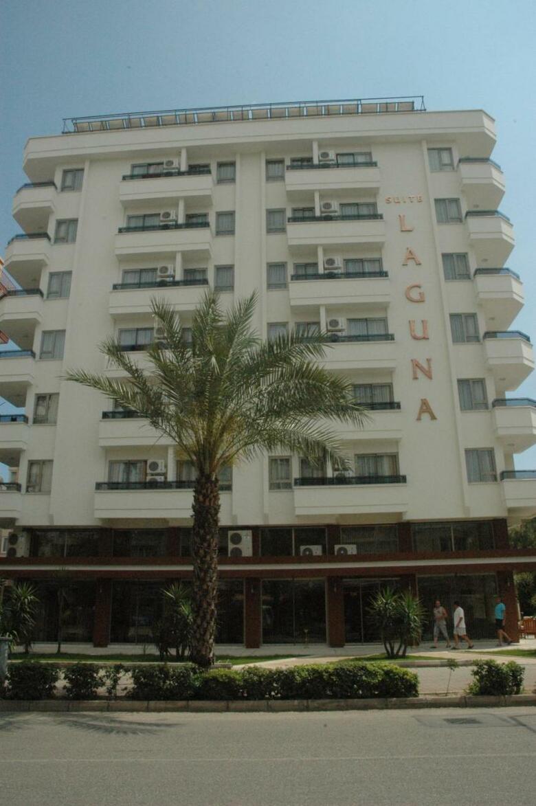 Suite Laguna Hotel