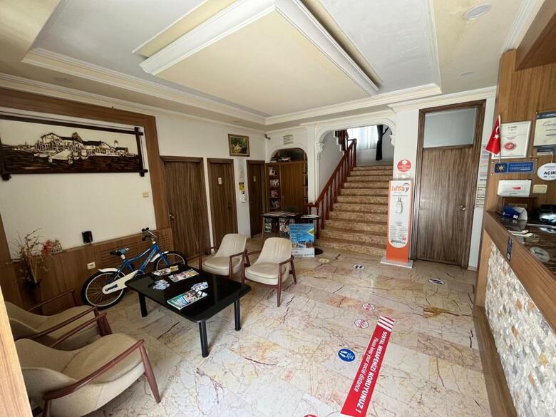 Hotel Lunay