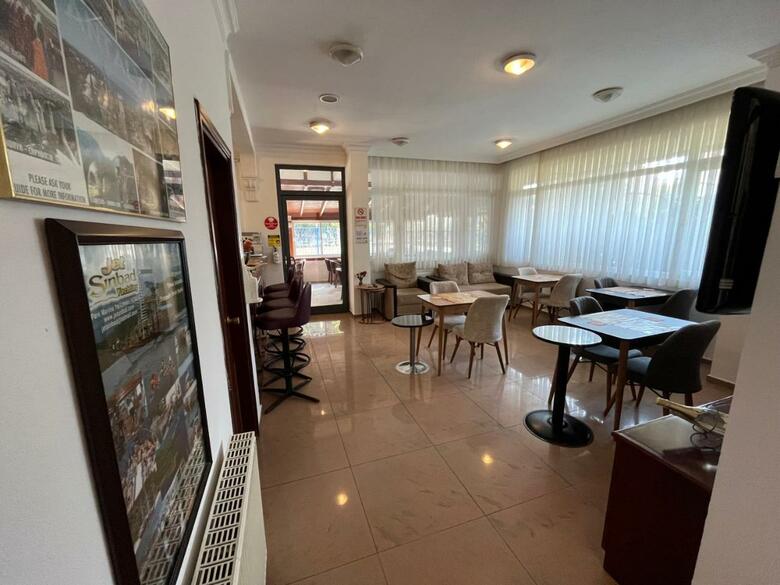Hotel Lunay