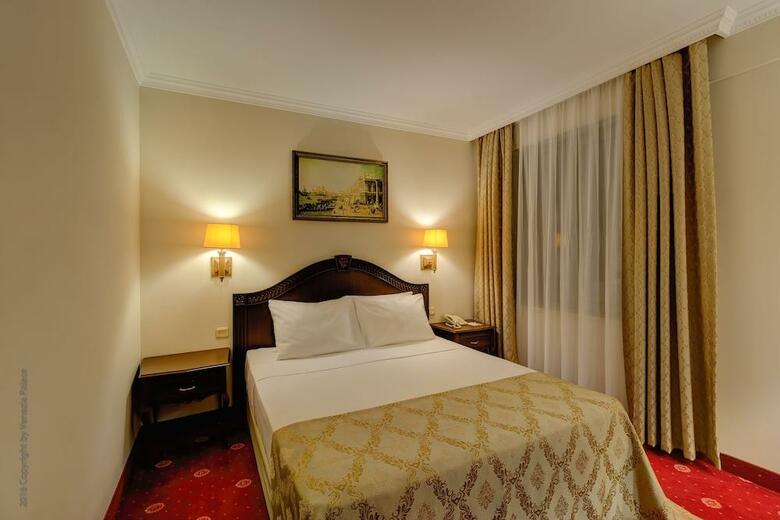 Hotel Venezia Palace
