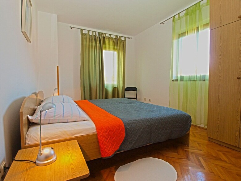 Apartment 39