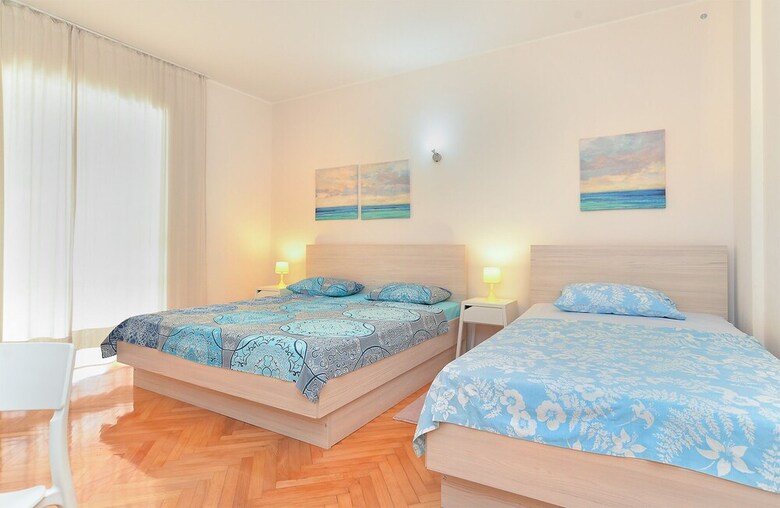 Apartment 38