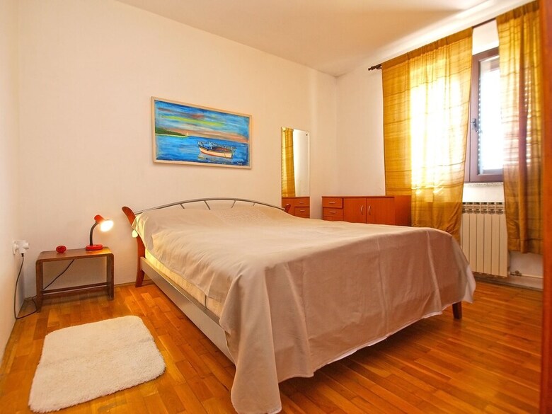 Apartment 1085