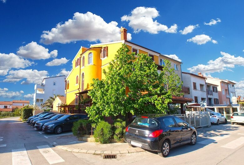 Apartment 397