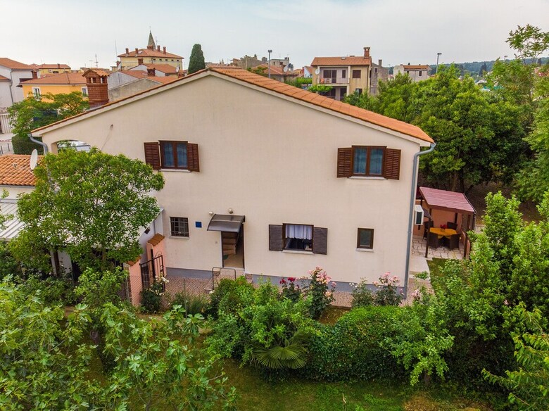 Apartment 365