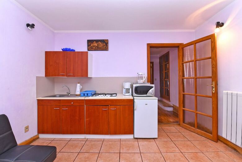 Apartment 316