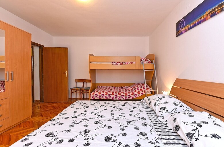 Apartment 621