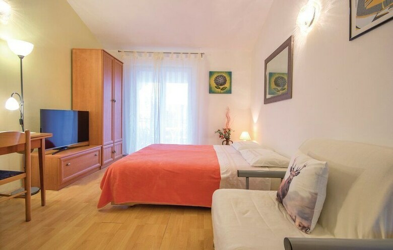 Apartment 722