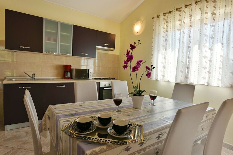 Villa 598